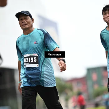 Runner Photo 8934764