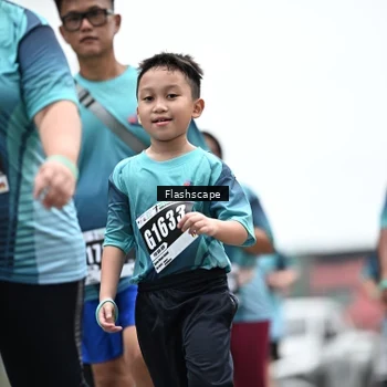 Runner Photo 8935051