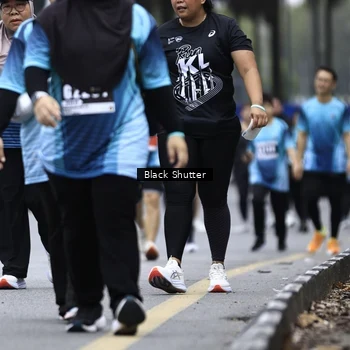 Runner Photo 8935054
