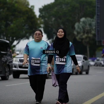 Runner Photo 8935056