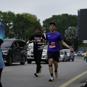 Runner Photo 8935097