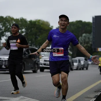 Runner Photo 8935138