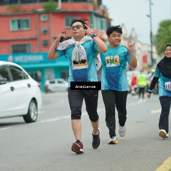 Runner Photo 8935144