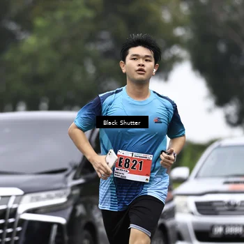 Runner Photo 8935145