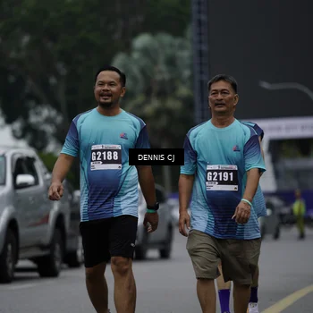 Runner Photo 8935255