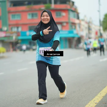 Runner Photo 8935279
