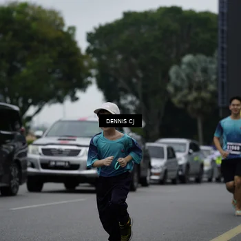 Runner Photo 8935324