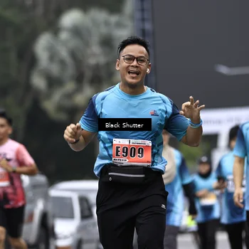 Runner Photo 8935335