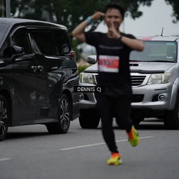 Runner Photo 8935456