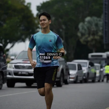 Runner Photo 8935457