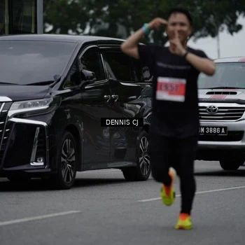 Runner Photo 8935480