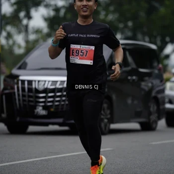 Runner Photo 8935493