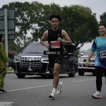 Runner Photo 8935529