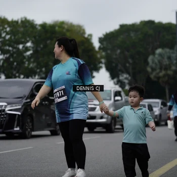 Runner Photo 8935564