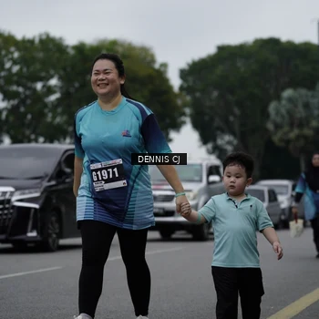 Runner Photo 8935577