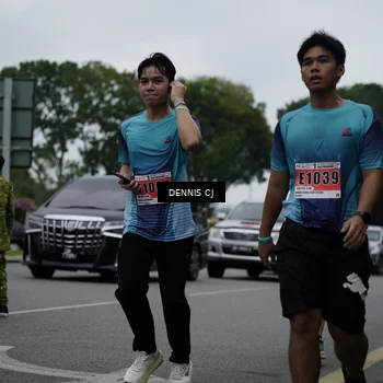 Runner Photo 8935764