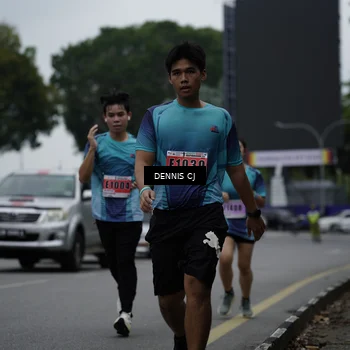 Runner Photo 8935814