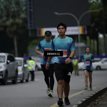 Runner Photo 8935845