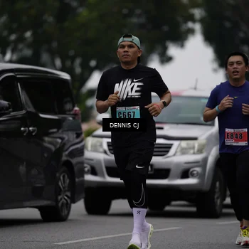 Runner Photo 8935899