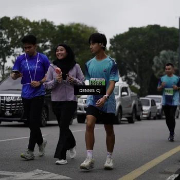Runner Photo 8936030