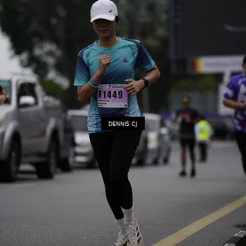 Runner Photo 8936064