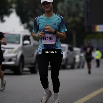 Runner Photo 8936136