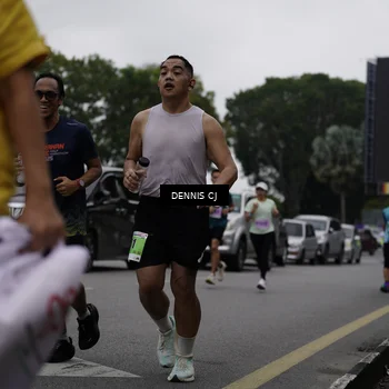 Runner Photo 8936158