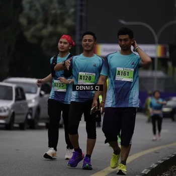 Runner Photo 8936190