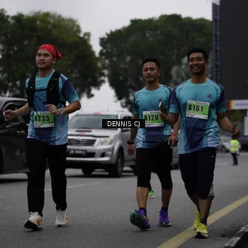 Runner Photo 8936220