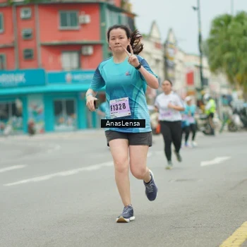 Runner Photo 8936230