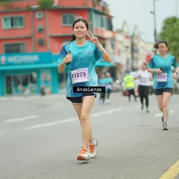 Runner Photo 8936231