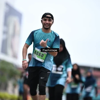 Runner Photo 8936241