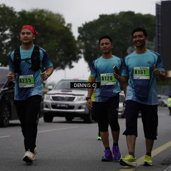 Runner Photo 8936246
