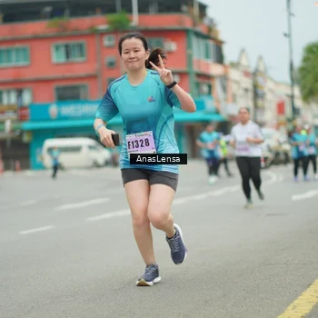 Runner Photo 8936254