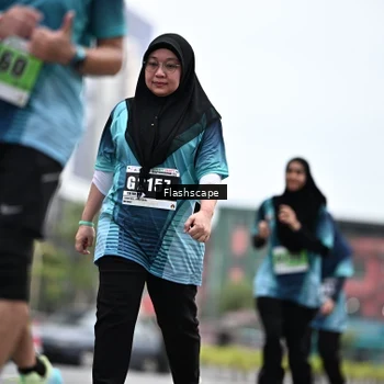Runner Photo 8936257