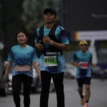 Runner Photo 8936271