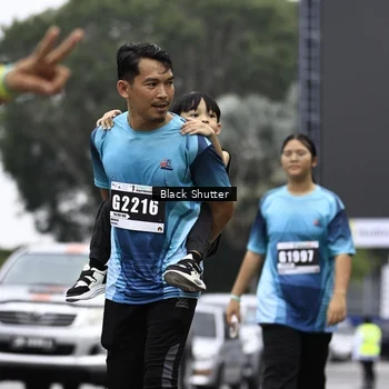 Runner Photo 8936291
