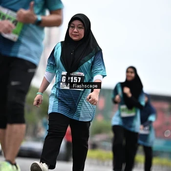 Runner Photo 8936292