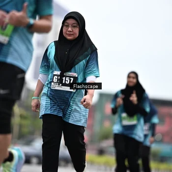 Runner Photo 8936293