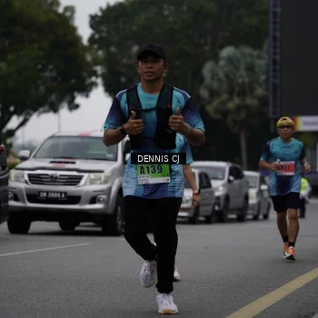 Runner Photo 8936306