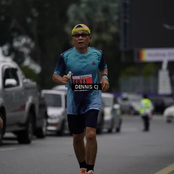 Runner Photo 8936319
