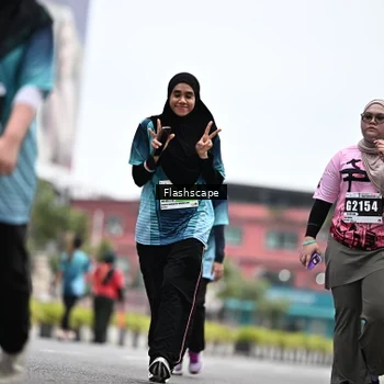 Runner Photo 8936324