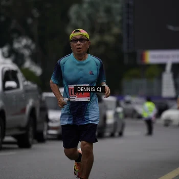 Runner Photo 8936340
