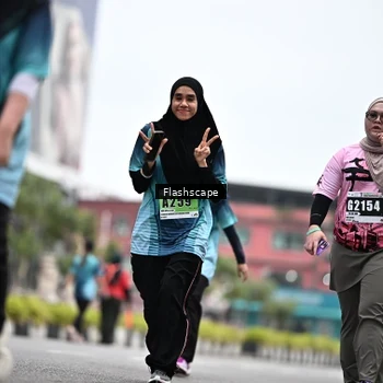 Runner Photo 8936343