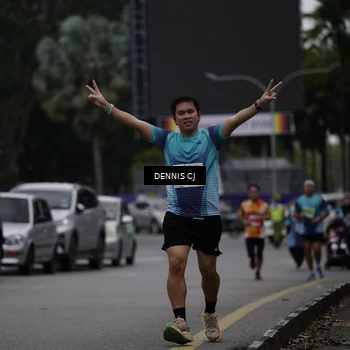 Runner Photo 8936400