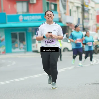 Runner Photo 8936424
