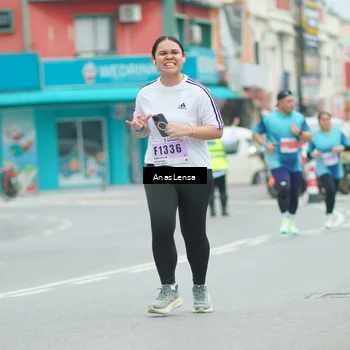 Runner Photo 8936425