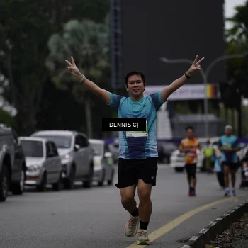 Runner Photo 8936453