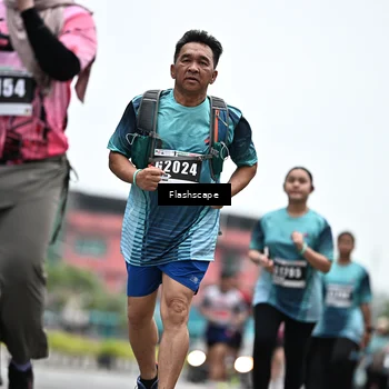 Runner Photo 8936501