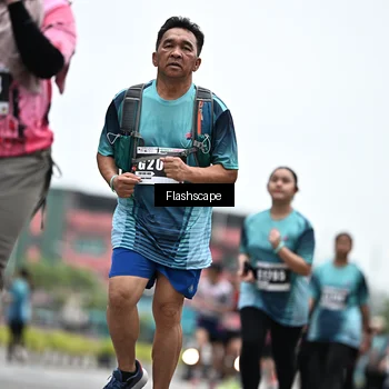 Runner Photo 8936507